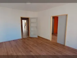 Pronájem bytu 3+1, České Budějovice, Jeronýmova, 108 m2