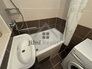 Prodej bytu 2+1, České Budějovice, Vodňanská, 42 m2