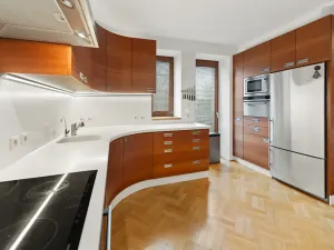 Prodej rodinného domu, Praha, Sklenská, 200 m2