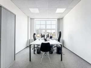 Pronájem kanceláře, Praha - Holešovice, U Uranie, 270 m2