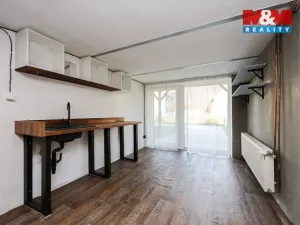 Prodej obchodního prostoru, Raškovice, 180 m2