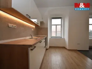 Prodej bytu 2+kk, Kounov, 48 m2