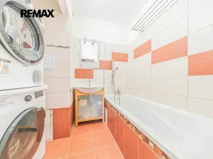 Prodej bytu 3+1, Ledce, 71 m2