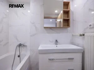 Pronájem bytu 4+kk, Praha - Modřany, Plovdivská, 82 m2