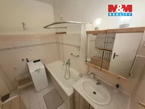 Pronájem bytu 3+kk, Praha - Holešovice, U smaltovny, 75 m2