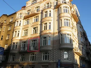 Pronájem bytu 1+kk, Praha - Smíchov, Zborovská, 23 m2