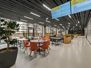 Pronájem kanceláře, Praha - Dejvice, Evropská, 1751 m2