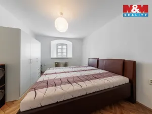 Prodej rodinného domu, Cheb, Kostelní náměstí, 148 m2