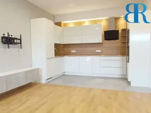 Prodej činžovního domu, Radslavice, Na Návsi, 670 m2