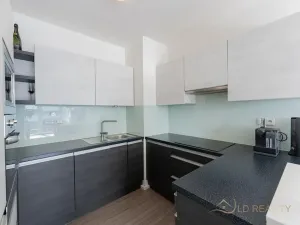 Pronájem bytu 2+kk, Olomouc, gen. Píky, 60 m2