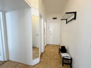 Pronájem bytu 2+kk, Praha - Vinohrady, Velehradská, 59 m2