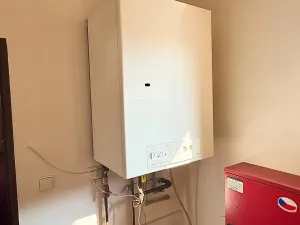 Pronájem kanceláře, Valašské Meziříčí, Vsetínská, 154 m2