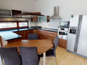 Pronájem bytu 3+kk, Praha - Štěrboholy, Laudonova, 135 m2