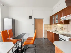 Prodej bytu 3+1, Dvůr Králové nad Labem, Heydukova, 66 m2