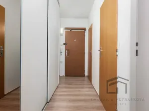 Pronájem bytu 2+kk, Praha - Kunratice, Jana Růžičky, 45 m2