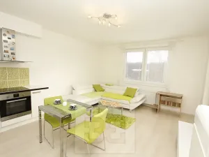 Pronájem bytu 2+kk, Praha - Uhříněves, U uhříněveské obory, 47 m2