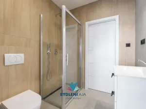 Prodej rodinného domu, Dubí, V Aleji, 206 m2