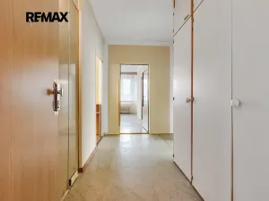 Prodej bytu 3+1, Horšovský Týn, Lidická, 68 m2