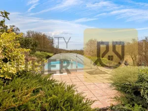 Prodej rodinného domu, Lhotka, 184 m2