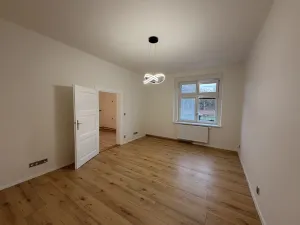 Prodej bytu 2+1, Chrudim - Chrudim IV, Čs. armády, 77 m2