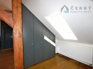 Pronájem bytu 2+kk, Liberec, Zborovská, 70 m2