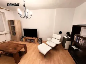 Prodej bytu 2+1, Slavkov u Brna, 58 m2