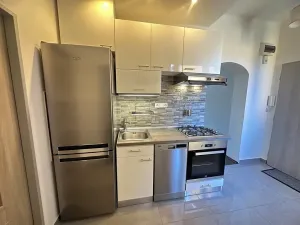 Pronájem bytu 3+1, Jablonec nad Nisou, Skřivánčí, 70 m2