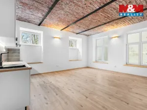 Pronájem bytu 2+kk, Jablonec nad Nisou, Růžová, 50 m2