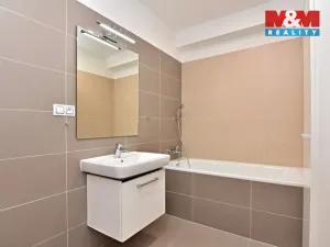 Pronájem bytu 1+kk, Mladá Boleslav, náměstí Republiky, 35 m2
