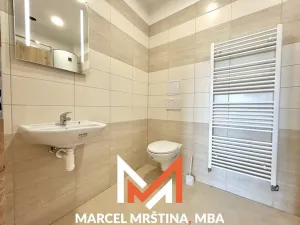 Pronájem bytu 2+1, Červený Kostelec, Rybničná, 71 m2