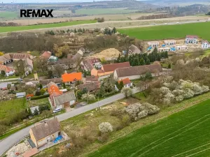 Prodej pozemku pro bydlení, Slaný, 656 m2