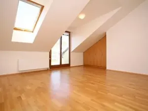 Pronájem kanceláře, Praha - Smíchov, Štefánikova, 168 m2