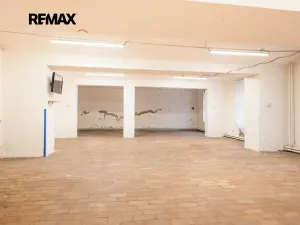 Pronájem výrobních prostor, Rudná, Masarykova, 1270 m2