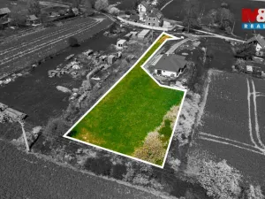 Prodej pozemku pro bydlení, Týn nad Vltavou - Hněvkovice na levém břehu Vltavy, 1869 m2