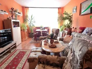 Prodej bytu 3+1, Chodová Planá, sídliště Lučina, 68 m2