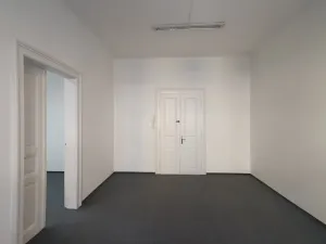 Pronájem kanceláře, Hradec Králové, Československé armády, 36 m2