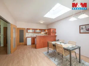 Prodej bytu 2+kk, Mariánské Lázně, Masarykova, 65 m2