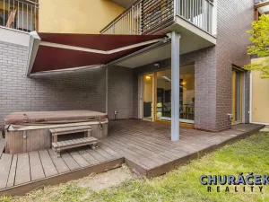 Prodej bytu 3+kk, Praha - Hrdlořezy, V třešňovce, 287 m2