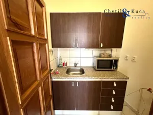 Pronájem obchodního prostoru, Přerov, Žerotínovo nám., 1 m2