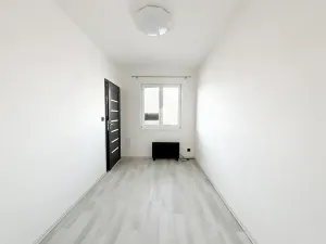 Pronájem bytu 2+kk, Praha - Horní Počernice, Votuzská, 48 m2