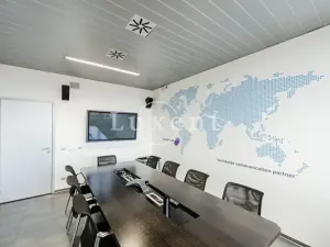 Pronájem kanceláře, Praha - Smíchov, Nádražní, 294 m2