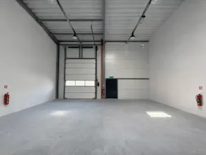 Pronájem skladu, Mělník, 193 m2