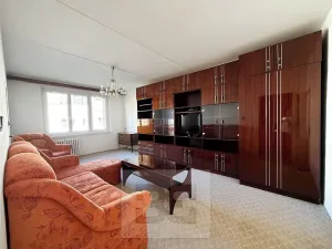 Pronájem bytu 3+1, Karlovy Vary, Plešivecká, 86 m2