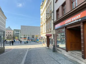 Pronájem obchodního prostoru, Liberec, Pražská, 240 m2