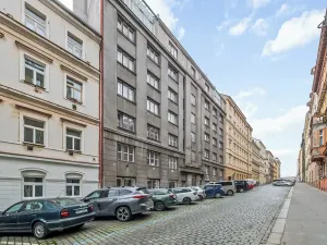 Prodej bytu 3+1, Praha - Holešovice, Letohradská, 77 m2