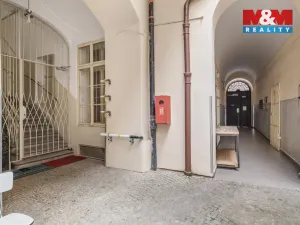 Pronájem bytu 2+1, Praha - Nové Město, Růžová, 60 m2