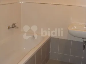 Pronájem bytu 2+kk, Praha - Hloubětín, Nademlejnská, 47 m2