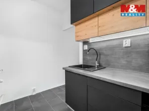 Pronájem bytu 1+1, Liberec - Liberec VI-Rochlice, Pazderkova, 35 m2