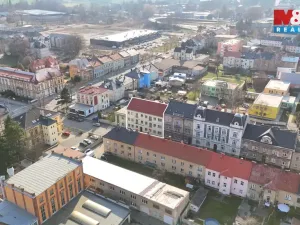 Prodej atypického bytu, Krnov - Pod Bezručovým vrchem, Bezručova, 73 m2