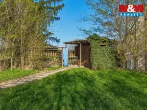 Prodej zahrady, Krakov, 439 m2